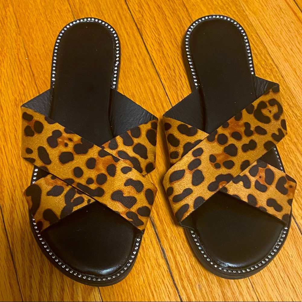 Cheetah slide in sandals